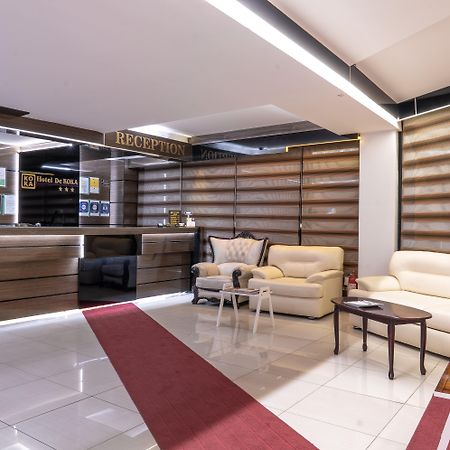 Hotel De Koka Skopje Bagian luar foto