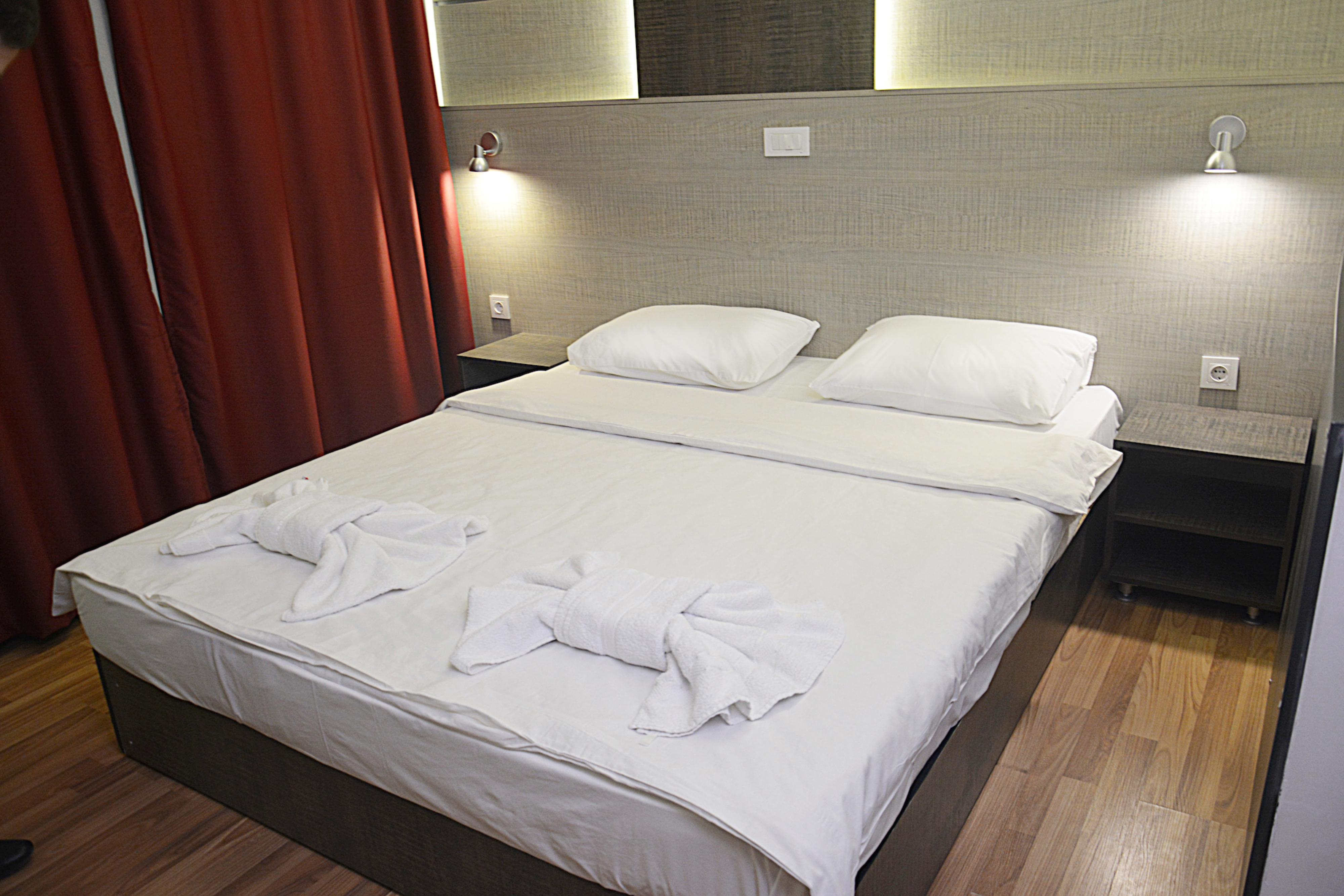 Hotel De Koka Skopje Bagian luar foto