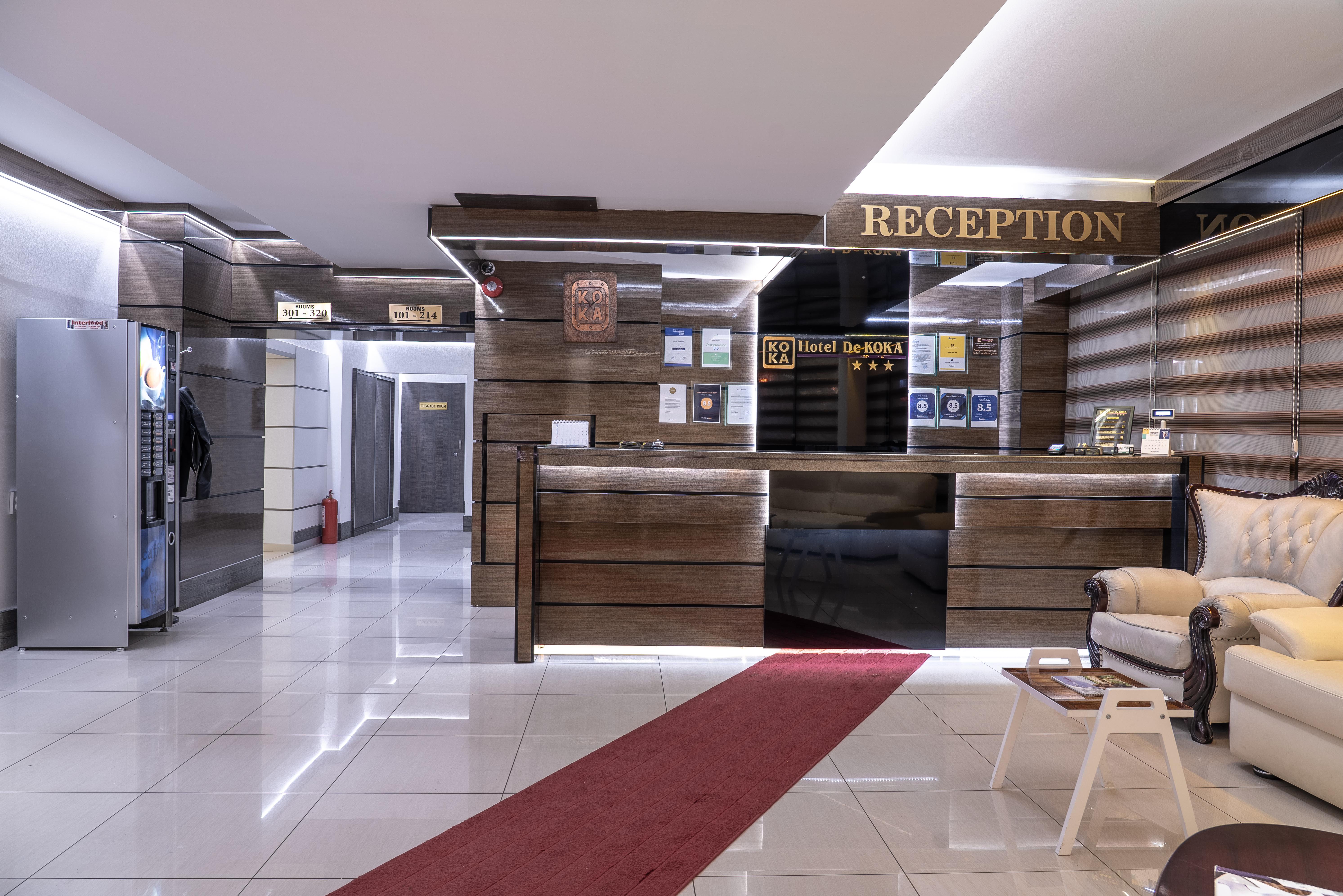 Hotel De Koka Skopje Bagian luar foto